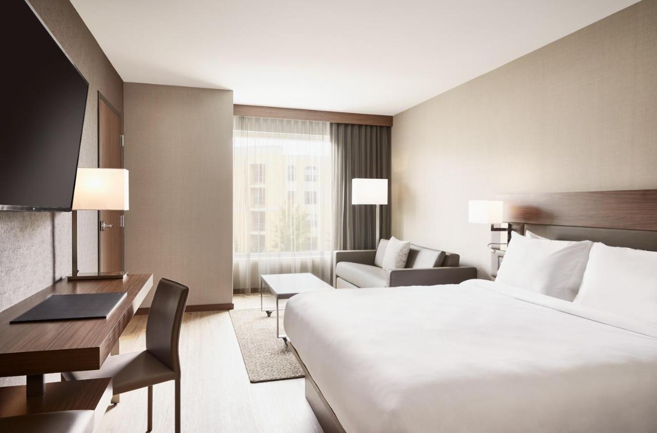Ac Hotel By Marriott Atlanta Perimeter Дънууди Екстериор снимка