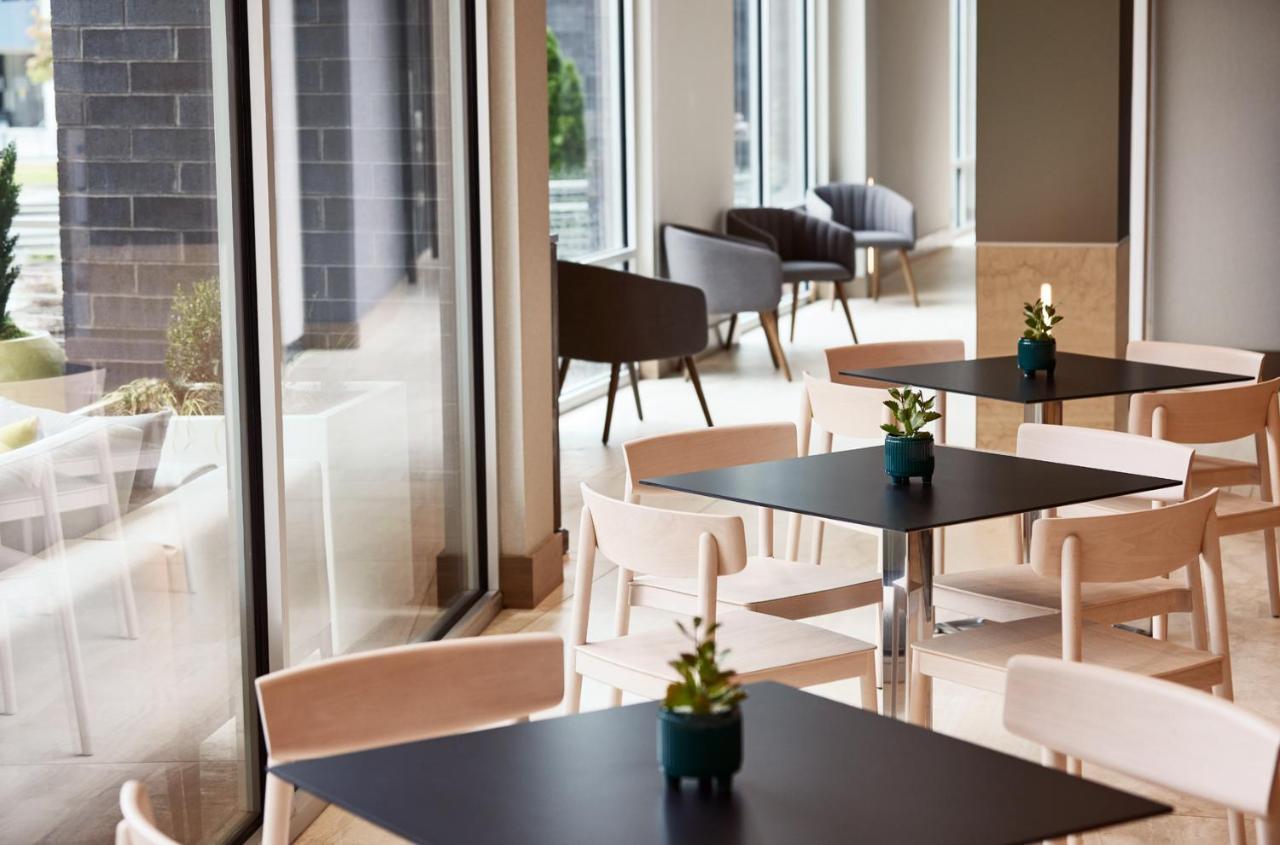 Ac Hotel By Marriott Atlanta Perimeter Дънууди Екстериор снимка