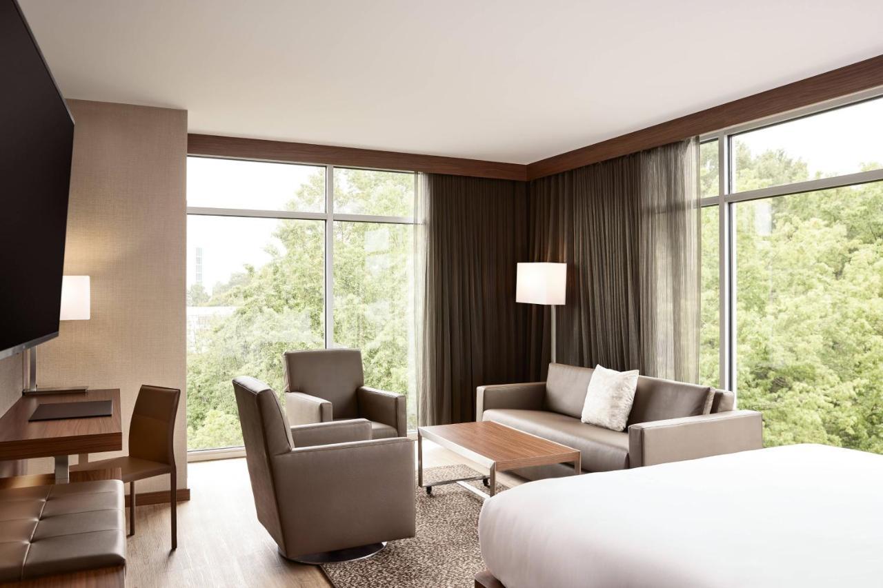 Ac Hotel By Marriott Atlanta Perimeter Дънууди Екстериор снимка