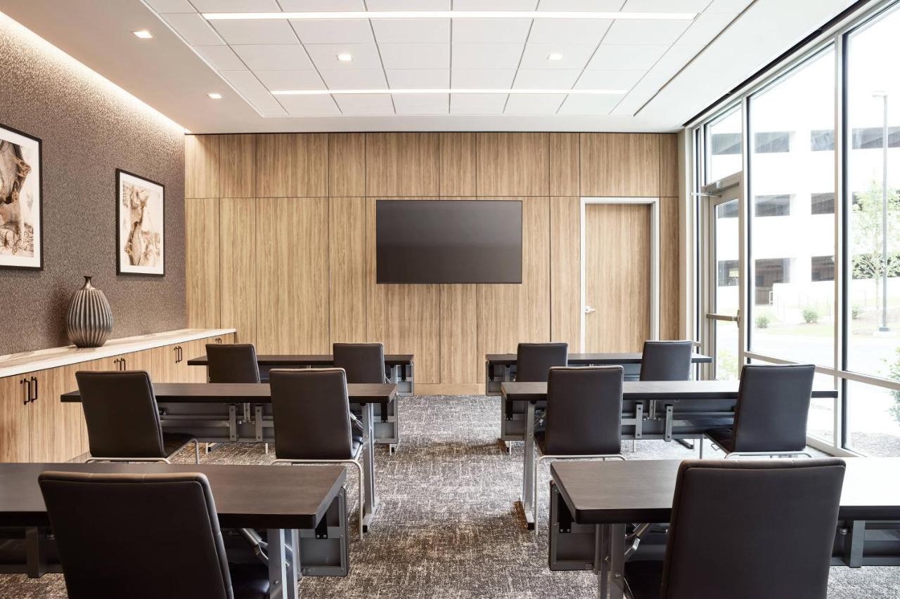 Ac Hotel By Marriott Atlanta Perimeter Дънууди Екстериор снимка