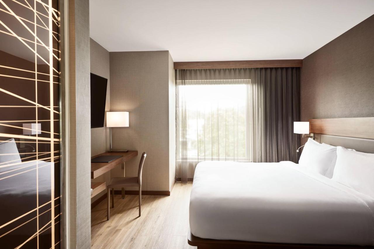 Ac Hotel By Marriott Atlanta Perimeter Дънууди Екстериор снимка